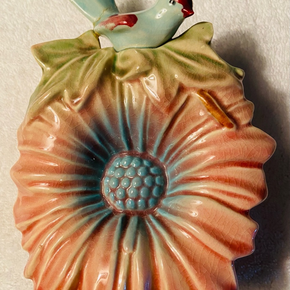 Colorful McCoy Floral & Bird Theme Wall Pocket Vase
